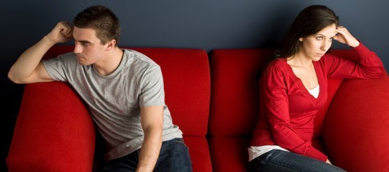 couple fighting on couch e1406232328650